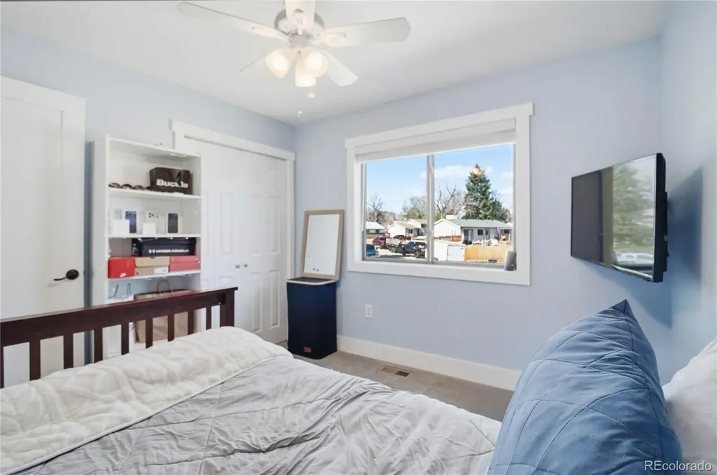 9724 W Polk Place Littleton CO 80123