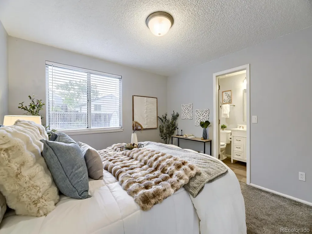 5595 S Zang Street Littleton CO 80127