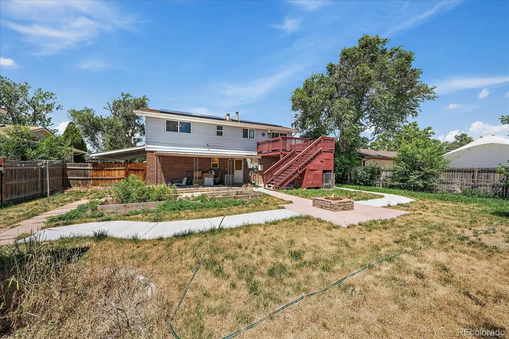 5042 Scranton Street Denver CO 80239