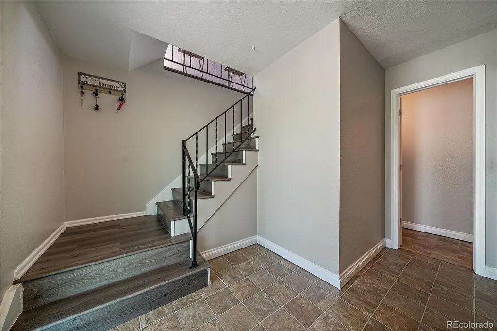 5042 Scranton Street Denver CO 80239