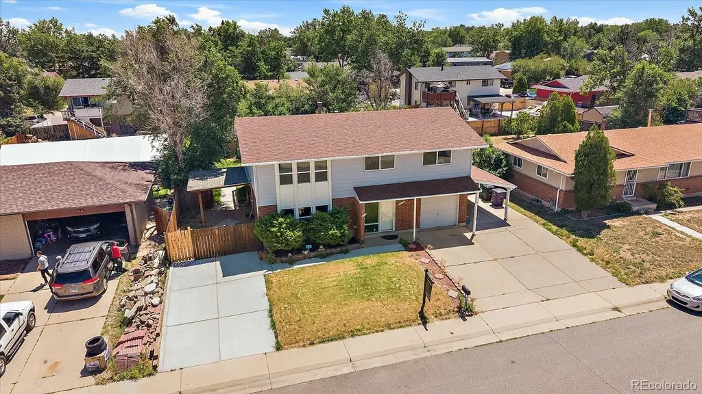 5042 Scranton Street Denver CO 80239