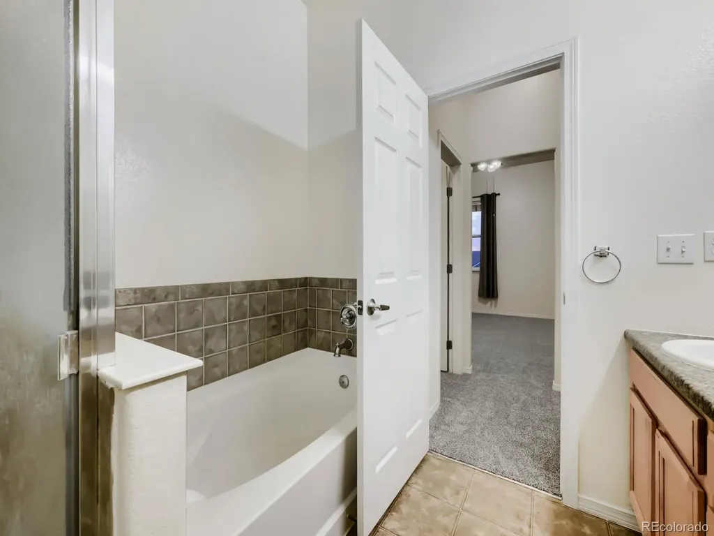 8467 Canyon Rim Circle Englewood CO 80112