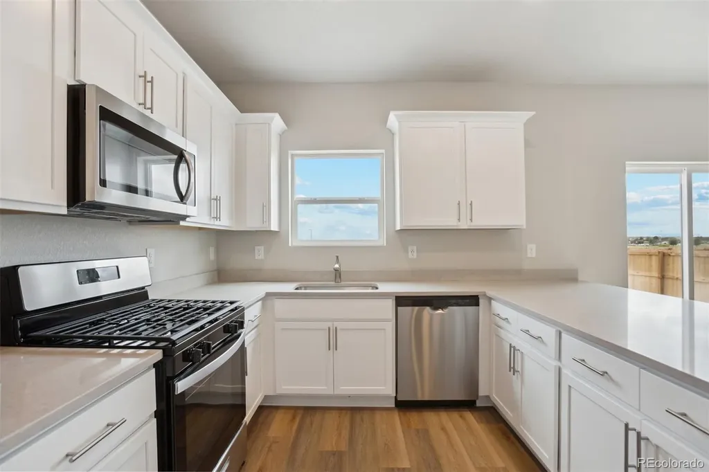 48290 Shetland Drive Bennett CO 80102