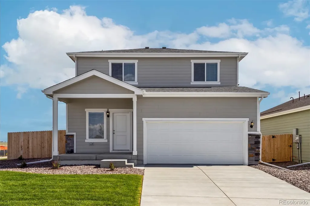48290 Shetland Drive Bennett CO 80102