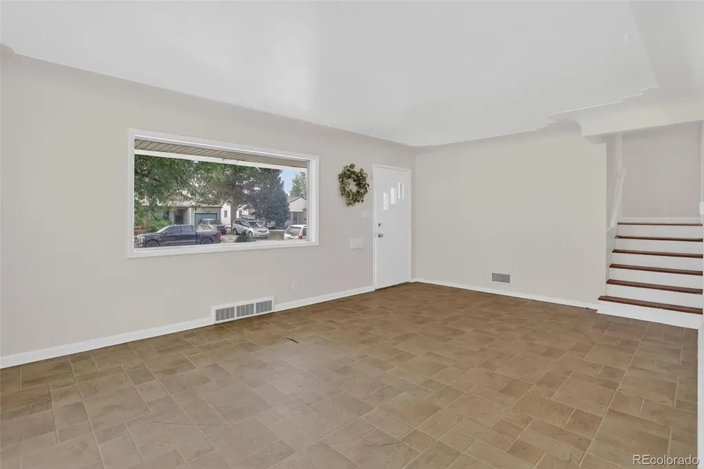 2348 Nome Street Aurora CO 80010