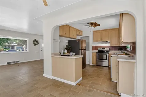 2348 Nome Street Aurora CO 80010