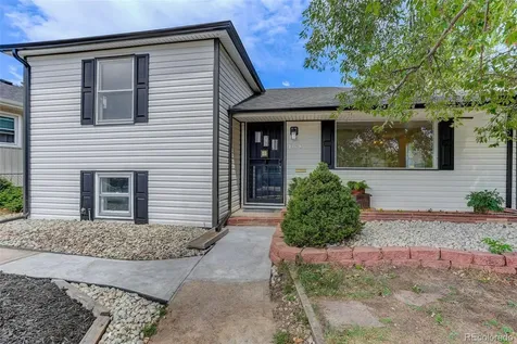 2348 Nome Street Aurora CO 80010
