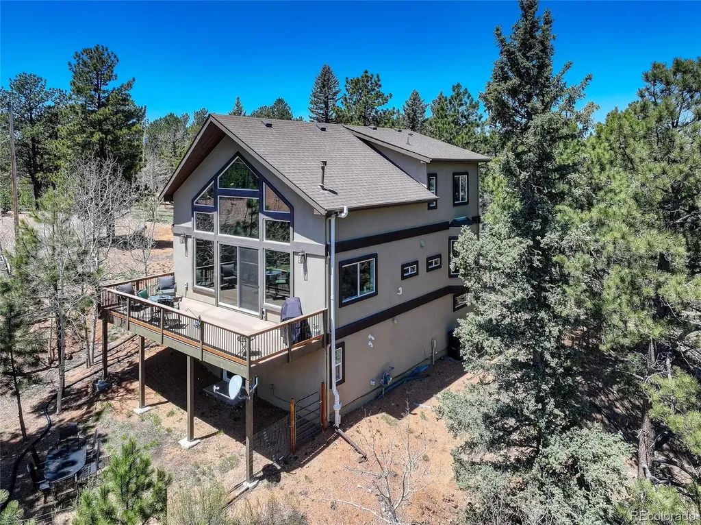 341 Rainbow Trail Divide CO 80814