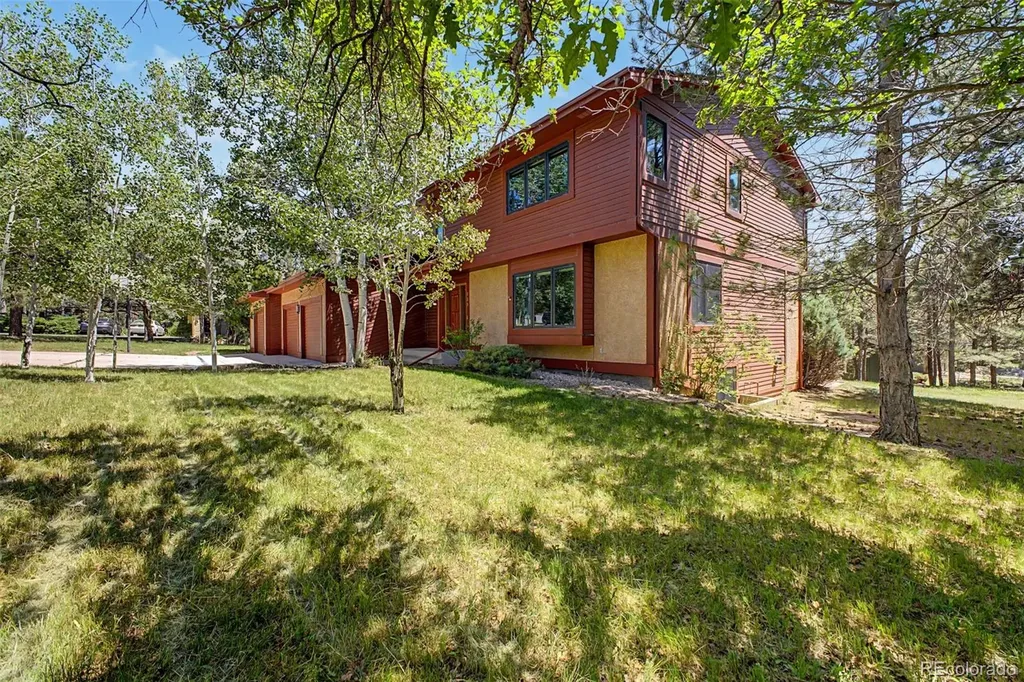 725 Country Drive Monument CO 80132