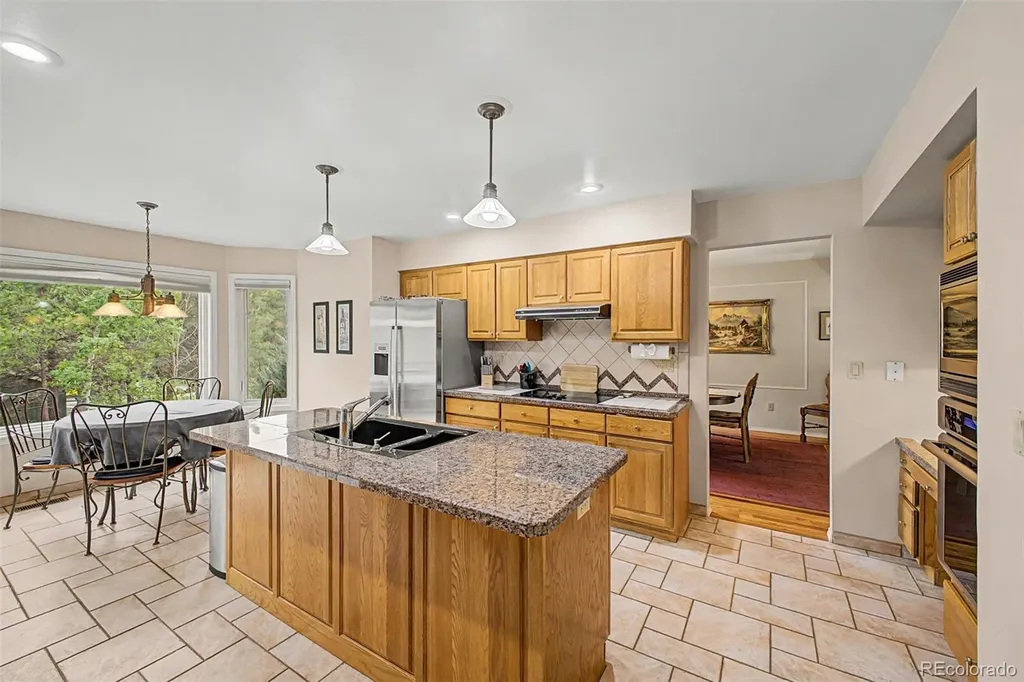 725 Country Drive Monument CO 80132