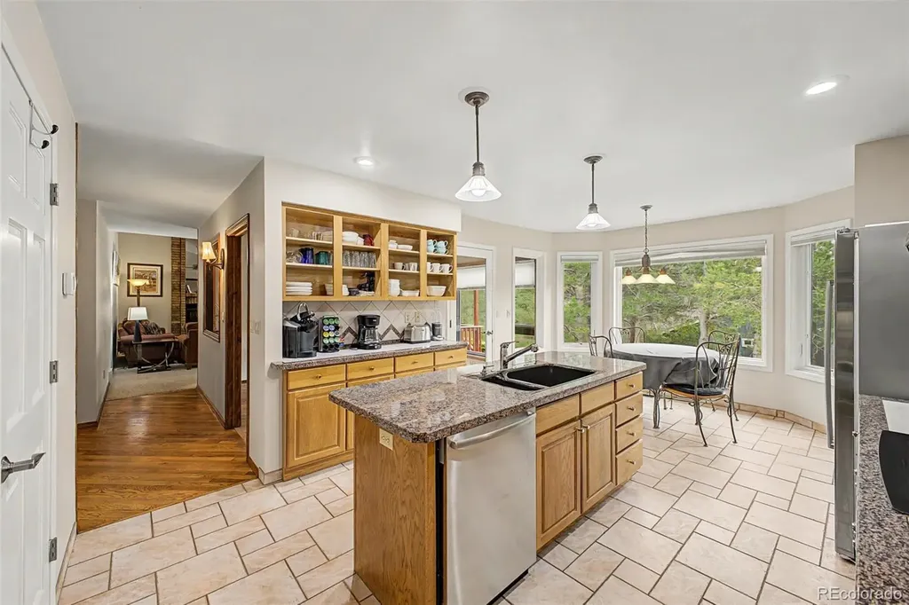 725 Country Drive Monument CO 80132