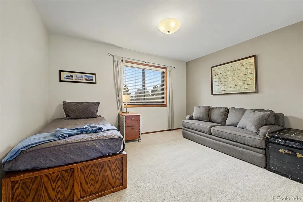 725 Country Drive Monument CO 80132