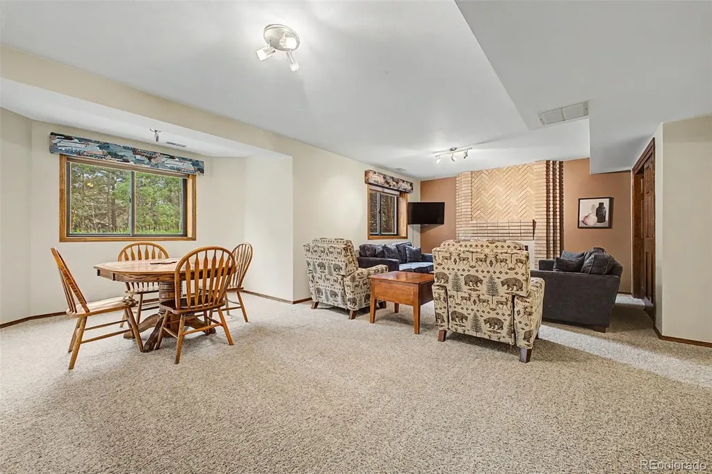 725 Country Drive Monument CO 80132