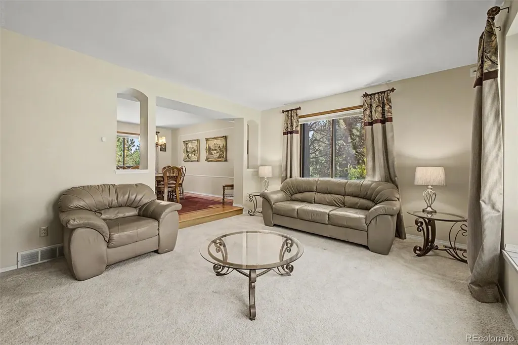 725 Country Drive Monument CO 80132