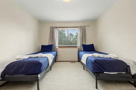725 Country Drive Monument CO 80132