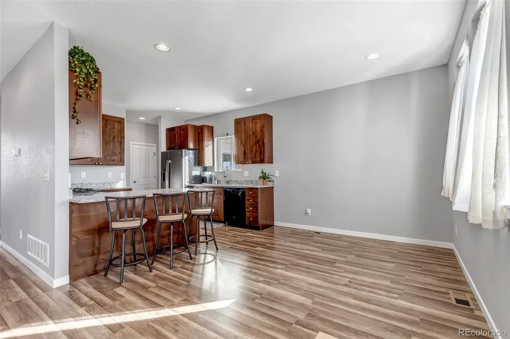 436 S 3rd Avenue Deer Trail CO 80105