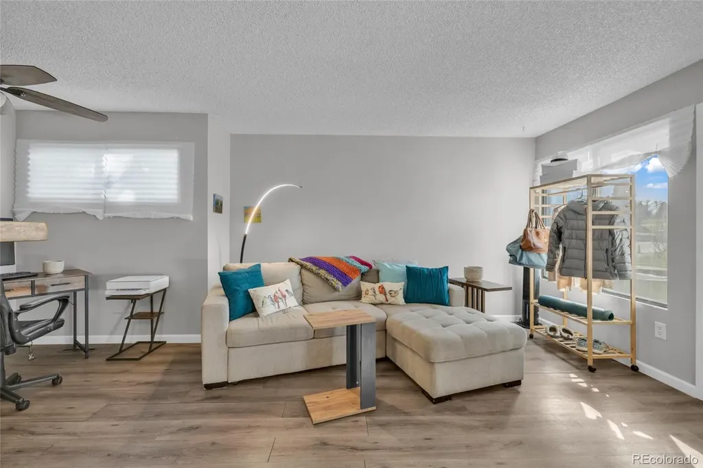 1830 Newland Court Lakewood CO 80214