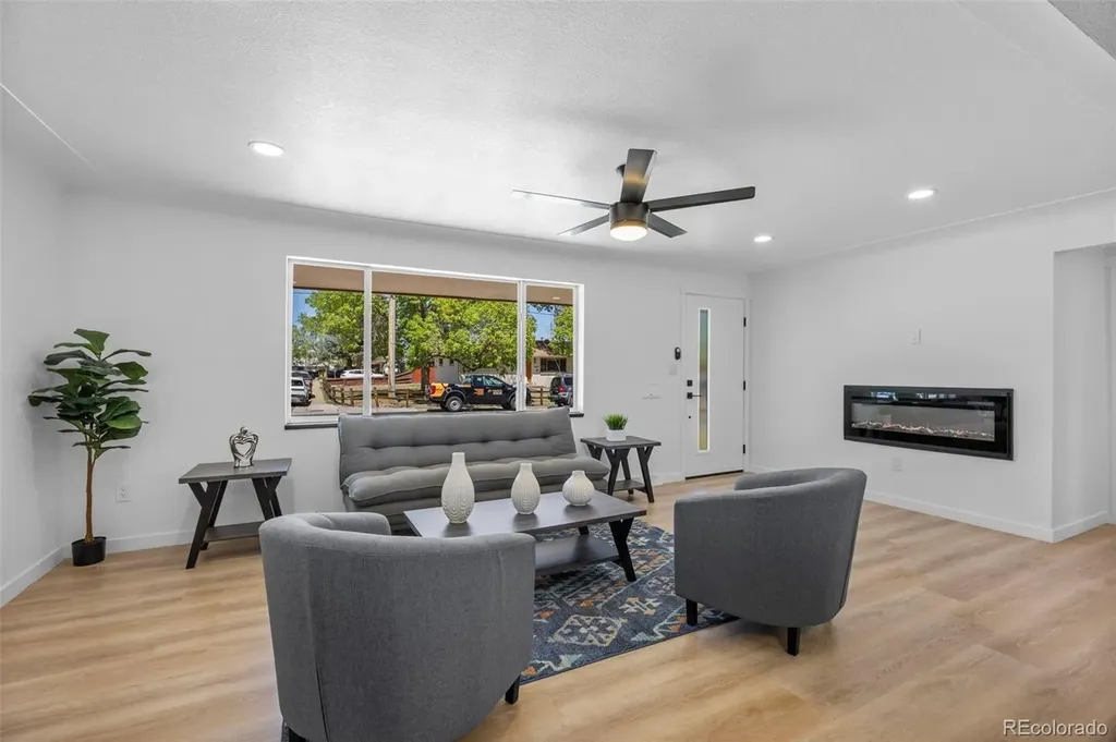 10018 W 60th Avenue Arvada CO 80004