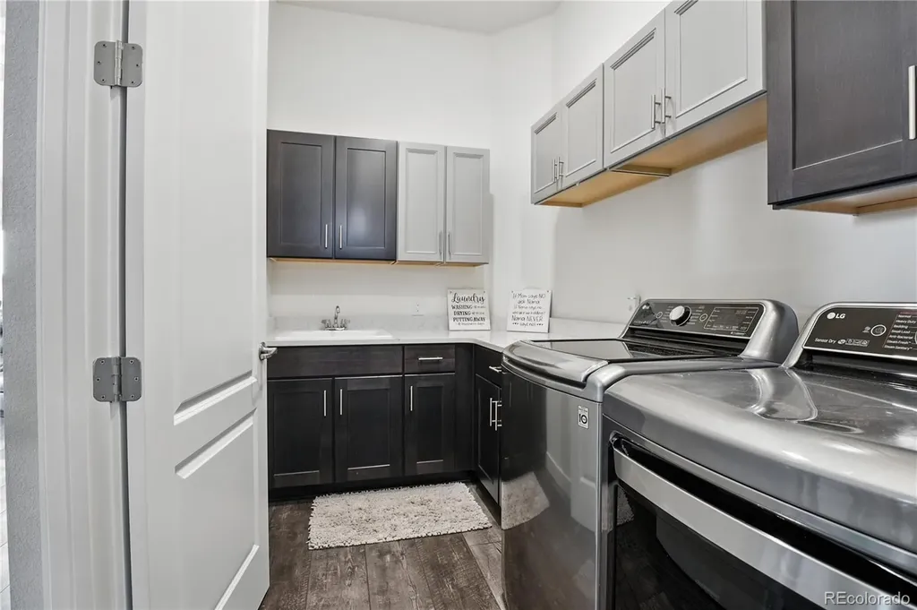 9538 Bear River Street Littleton CO 80125
