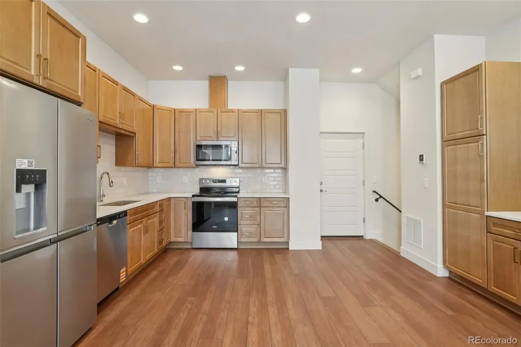 3122 W Bonfils Place Denver CO 80236