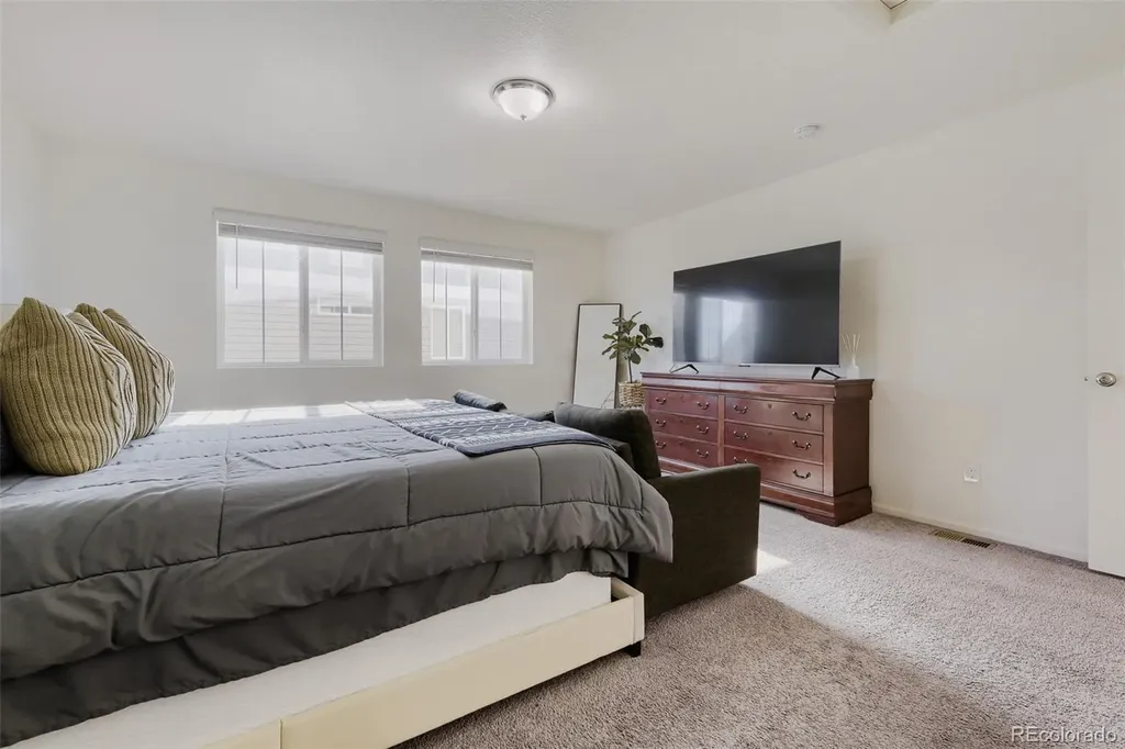 5368 N Argonne Street Denver CO 80249