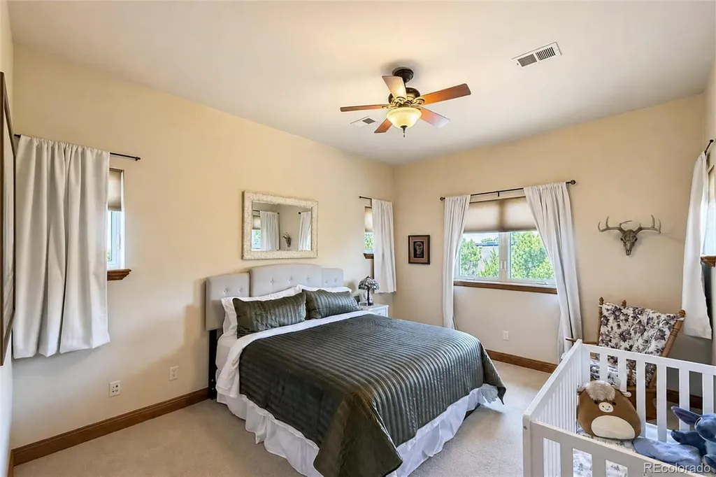 5759 Pelican Shores Drive Longmont CO 80504