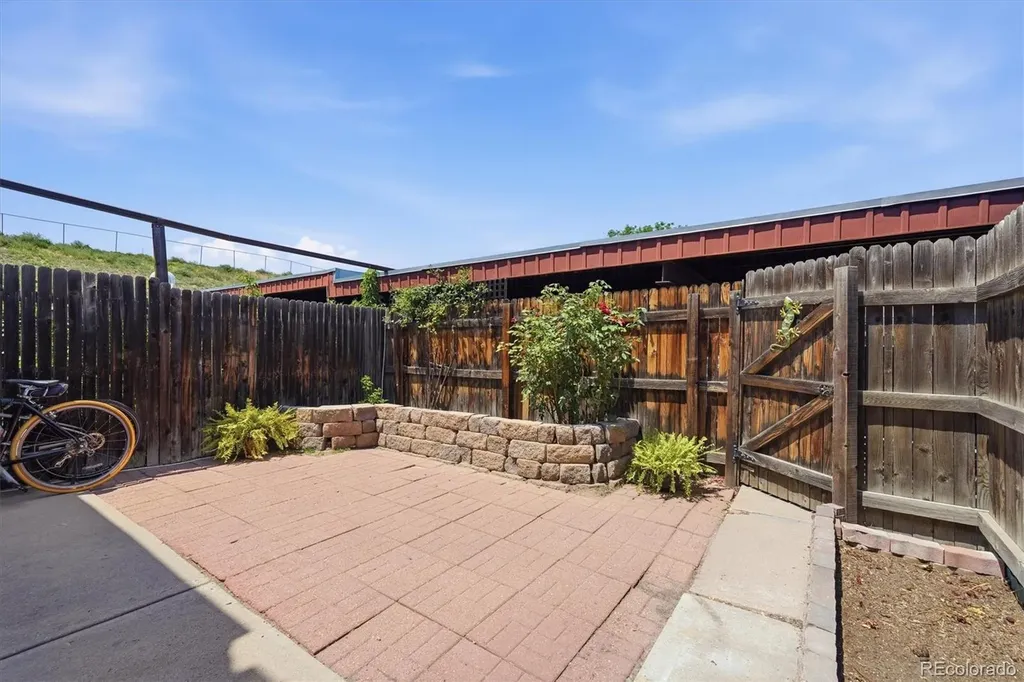 5583 S Lowell Boulevard Littleton CO 80123