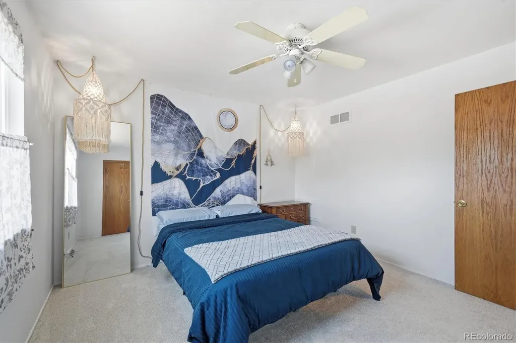 5583 S Lowell Boulevard Littleton CO 80123