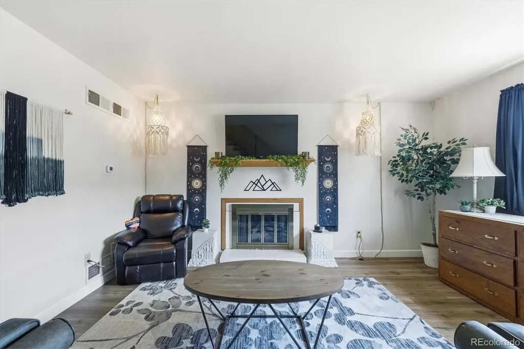 5583 S Lowell Boulevard Littleton CO 80123