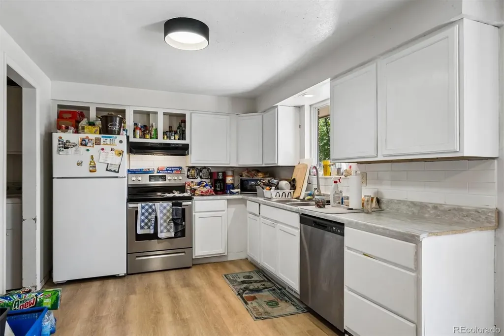1327 E 21st Street Loveland CO 80538