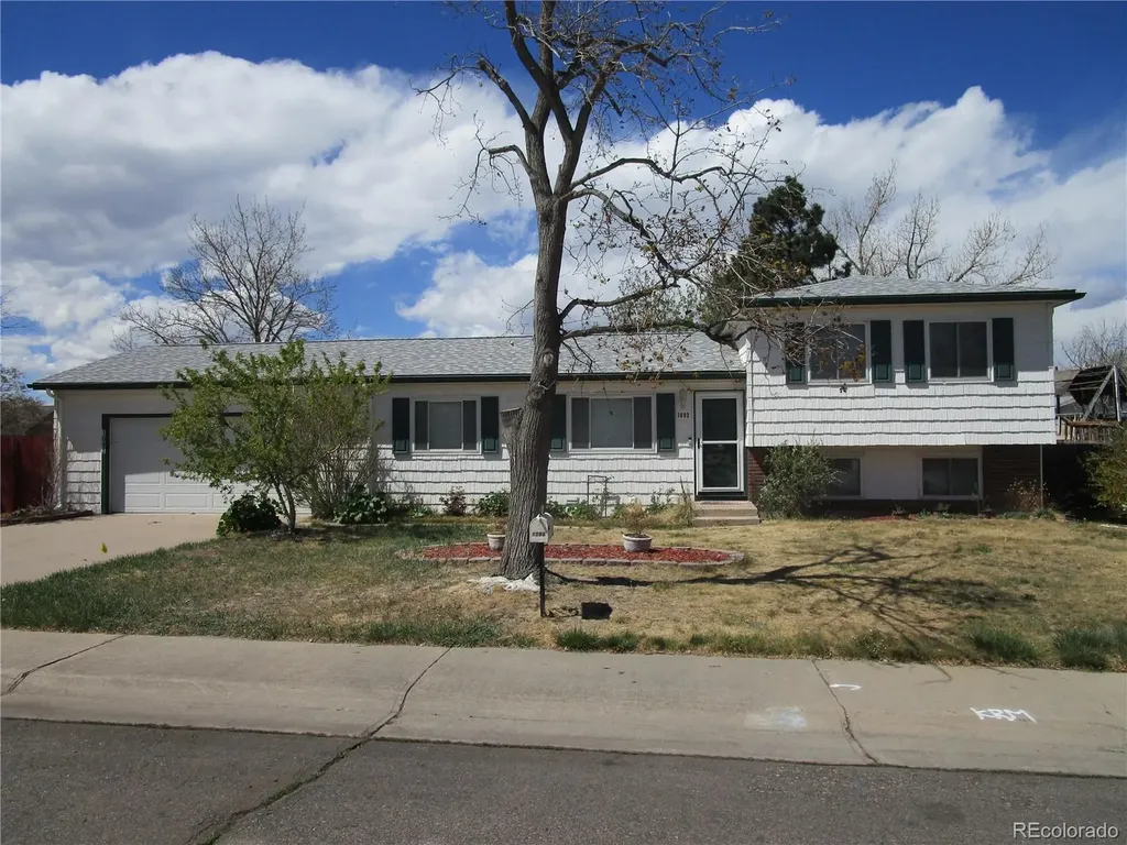 1093 S Macon Way Aurora CO 80012