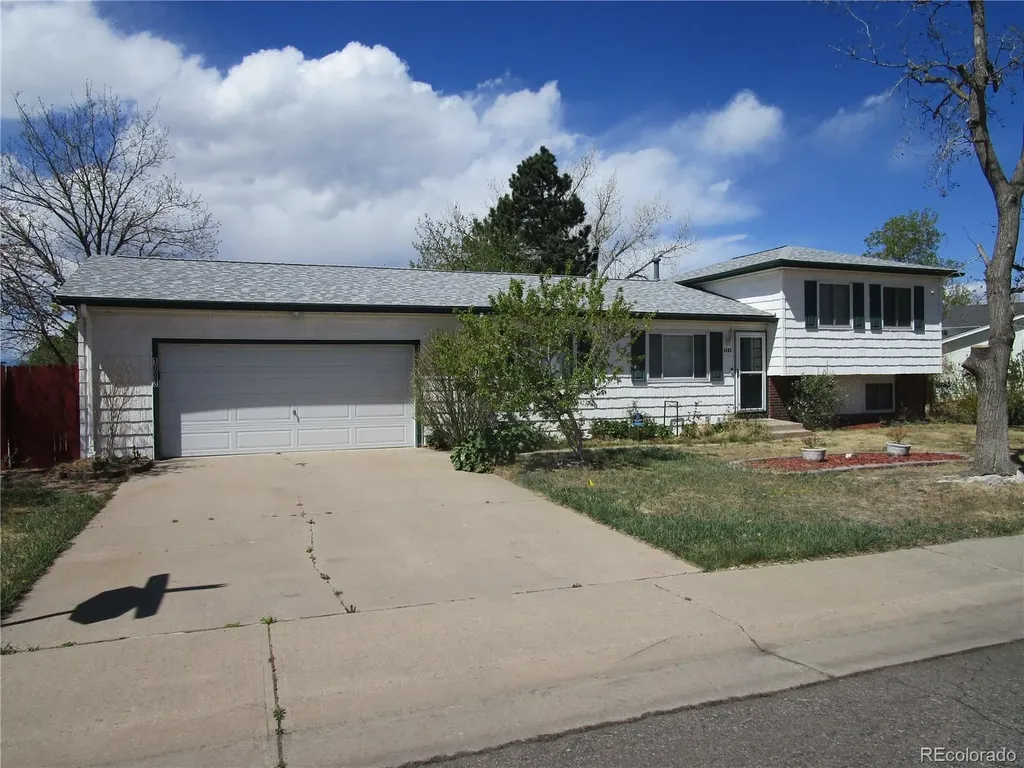 1093 S Macon Way Aurora CO 80012
