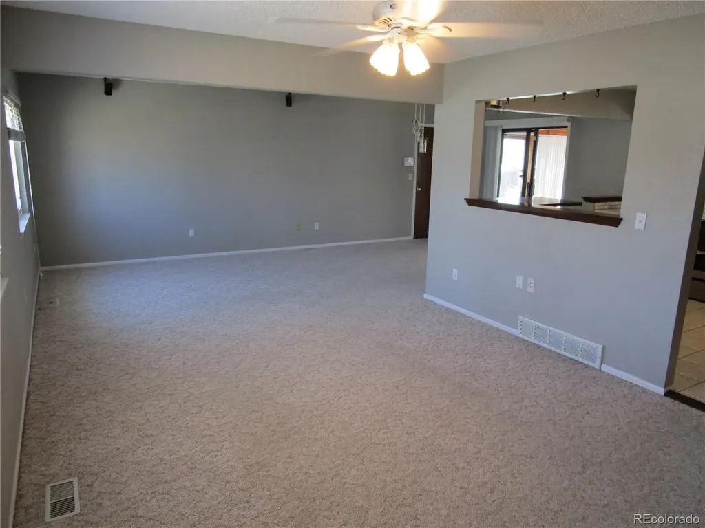 1093 S Macon Way Aurora CO 80012