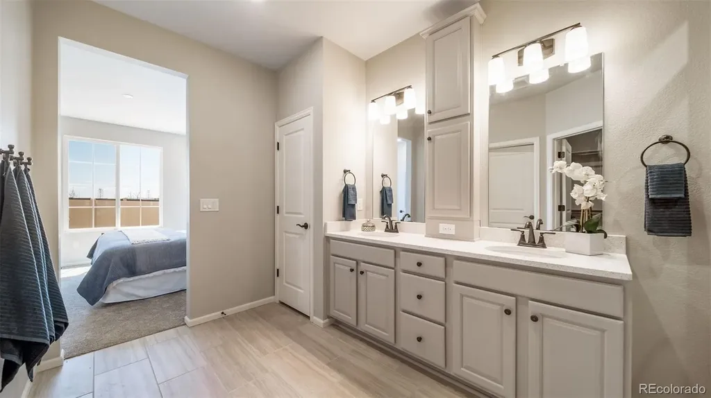 5014 N Tempe Street Aurora CO 80019