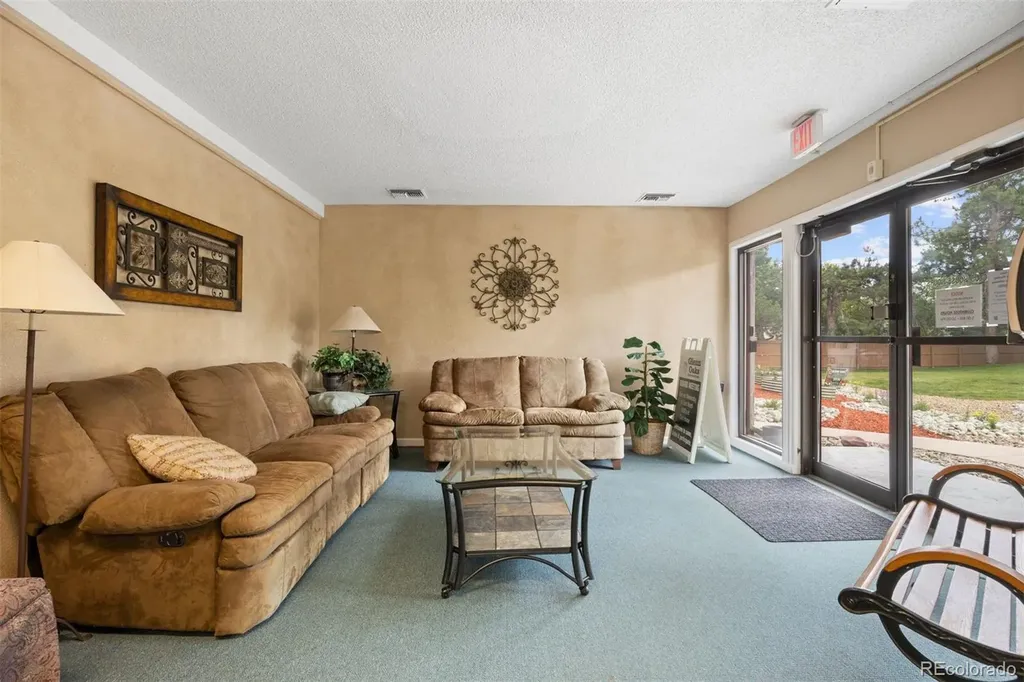 7110 S Gaylord Street Centennial CO 80122
