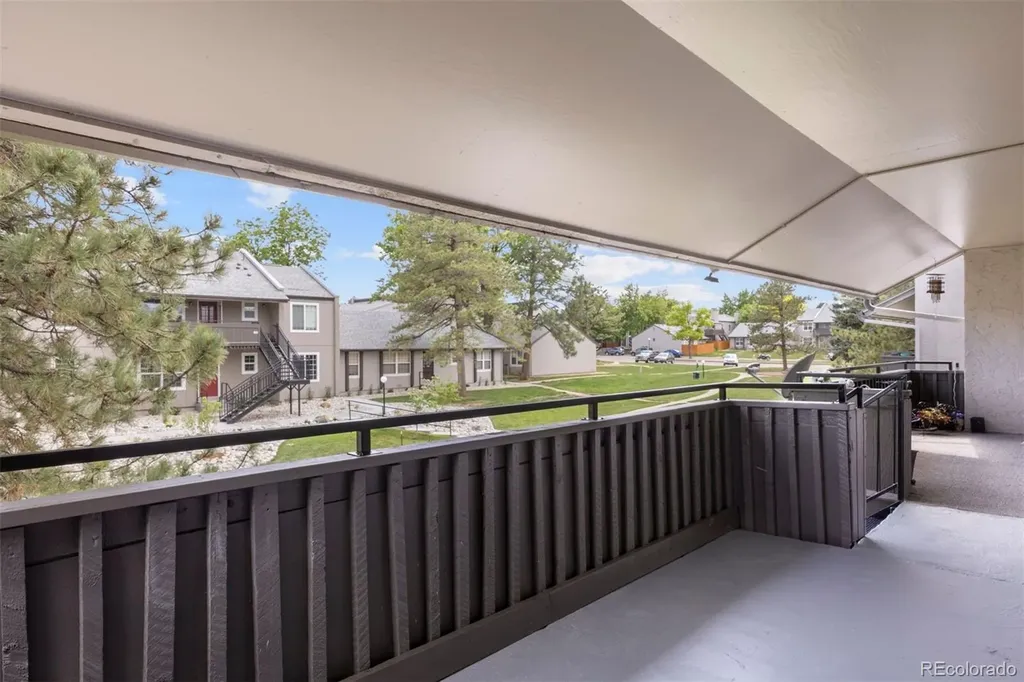 7110 S Gaylord Street Centennial CO 80122