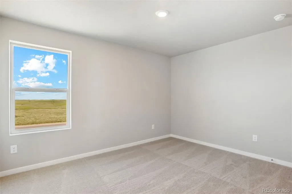 48260 Shetland Drive Bennett CO 80102