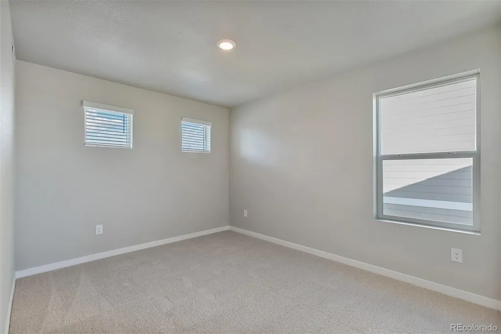 48260 Shetland Drive Bennett CO 80102