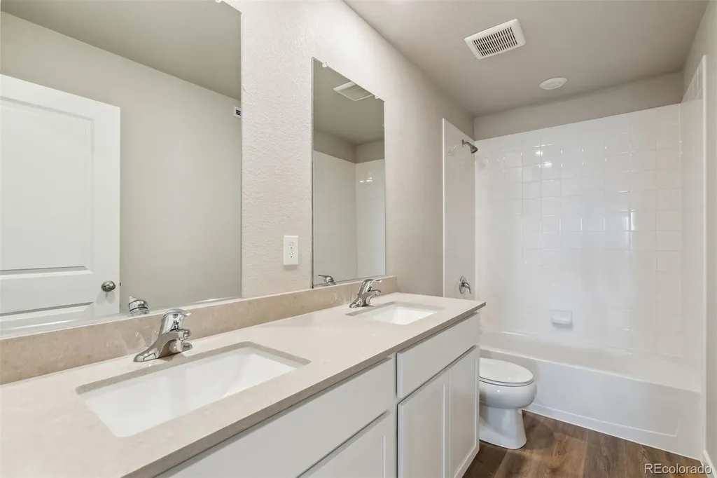48260 Shetland Drive Bennett CO 80102