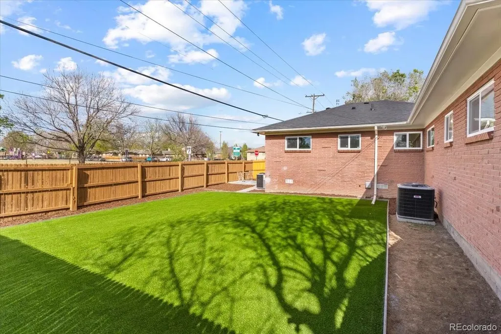 3383 N Kearney Street Denver CO 80207