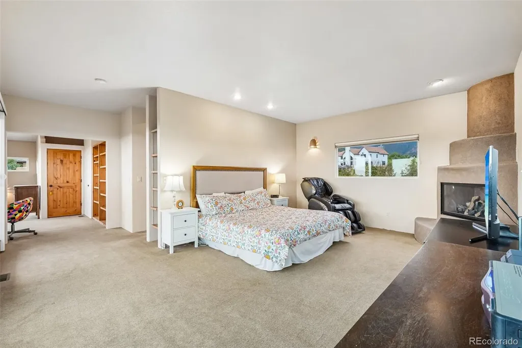 706 Orion Starview Colorado Springs CO 80906