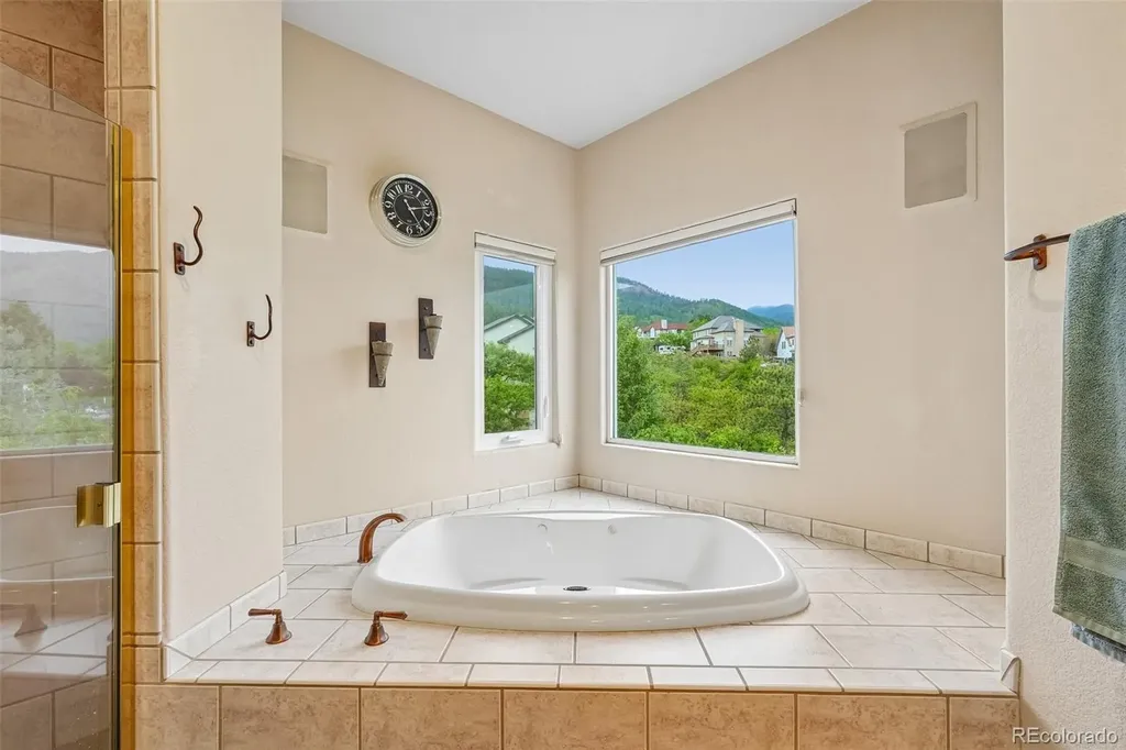 706 Orion Starview Colorado Springs CO 80906