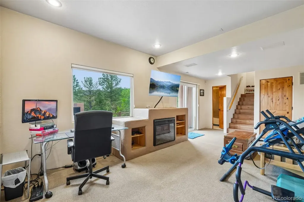 706 Orion Starview Colorado Springs CO 80906