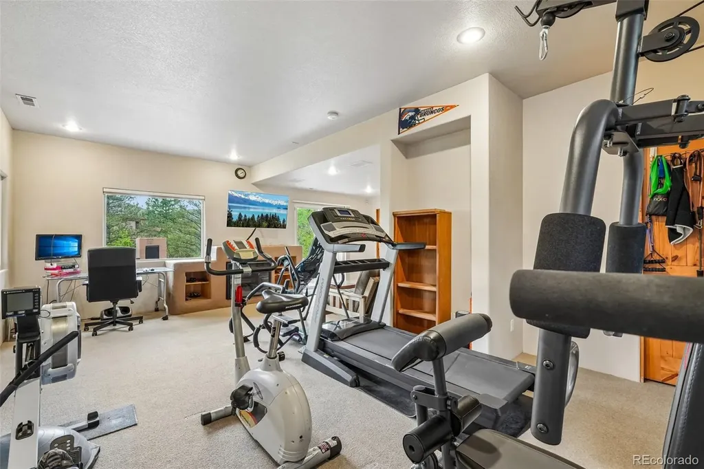 706 Orion Starview Colorado Springs CO 80906
