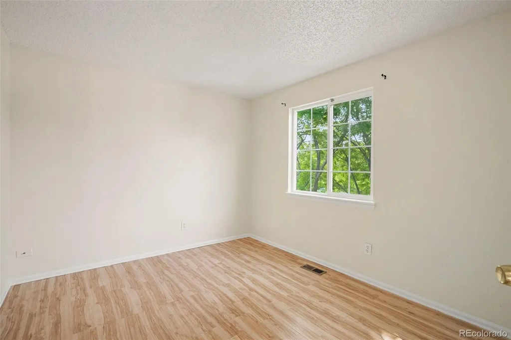 5333 S Ukraine Way Aurora CO 80015