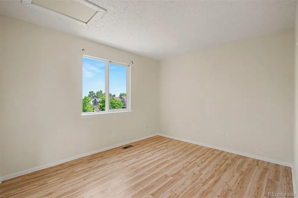 5333 S Ukraine Way Aurora CO 80015