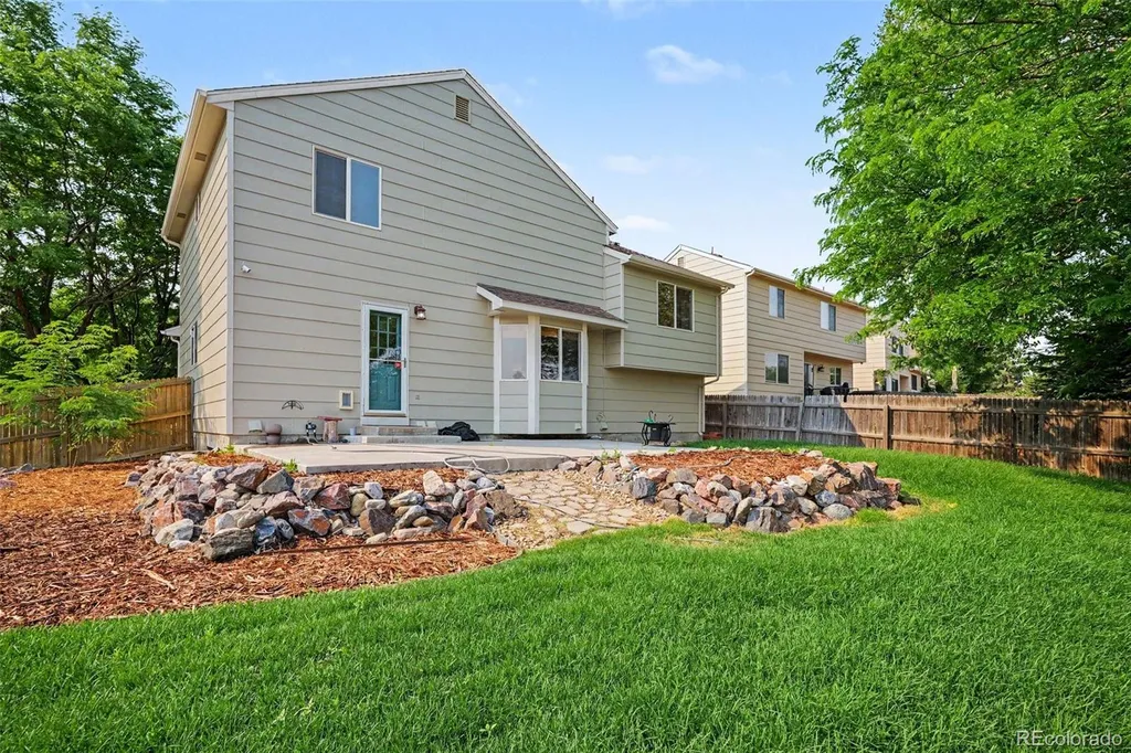5333 S Ukraine Way Aurora CO 80015