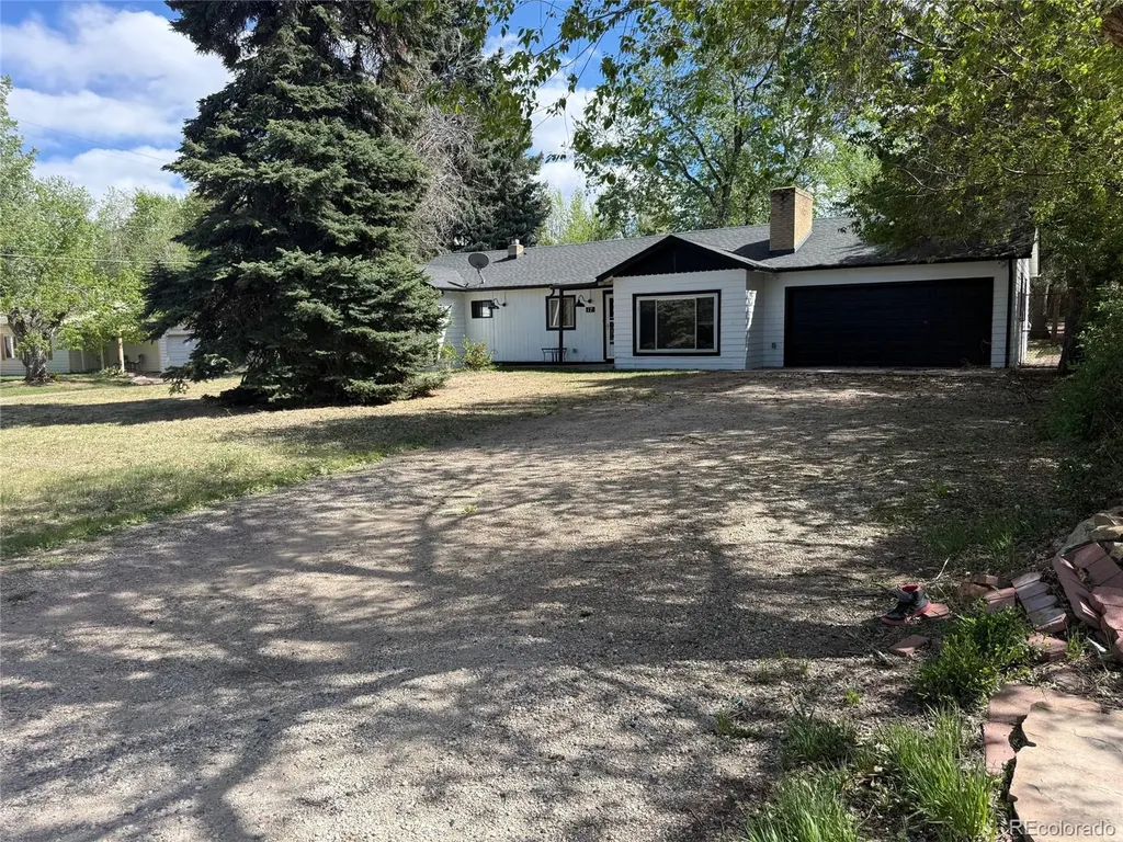 17 Lakewood Heights Drive Lakewood CO 80215