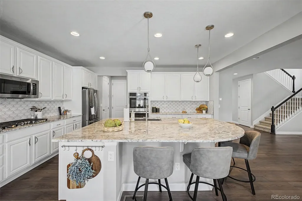 8102 Adams Fork Avenue Littleton CO 80125