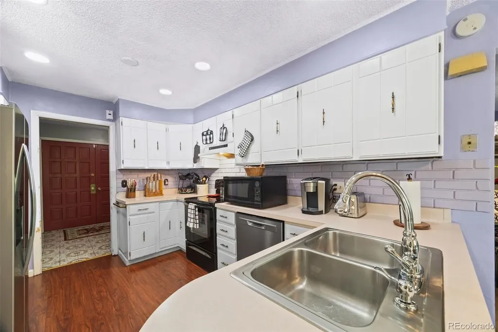 8412 Newland Drive Arvada CO 80003